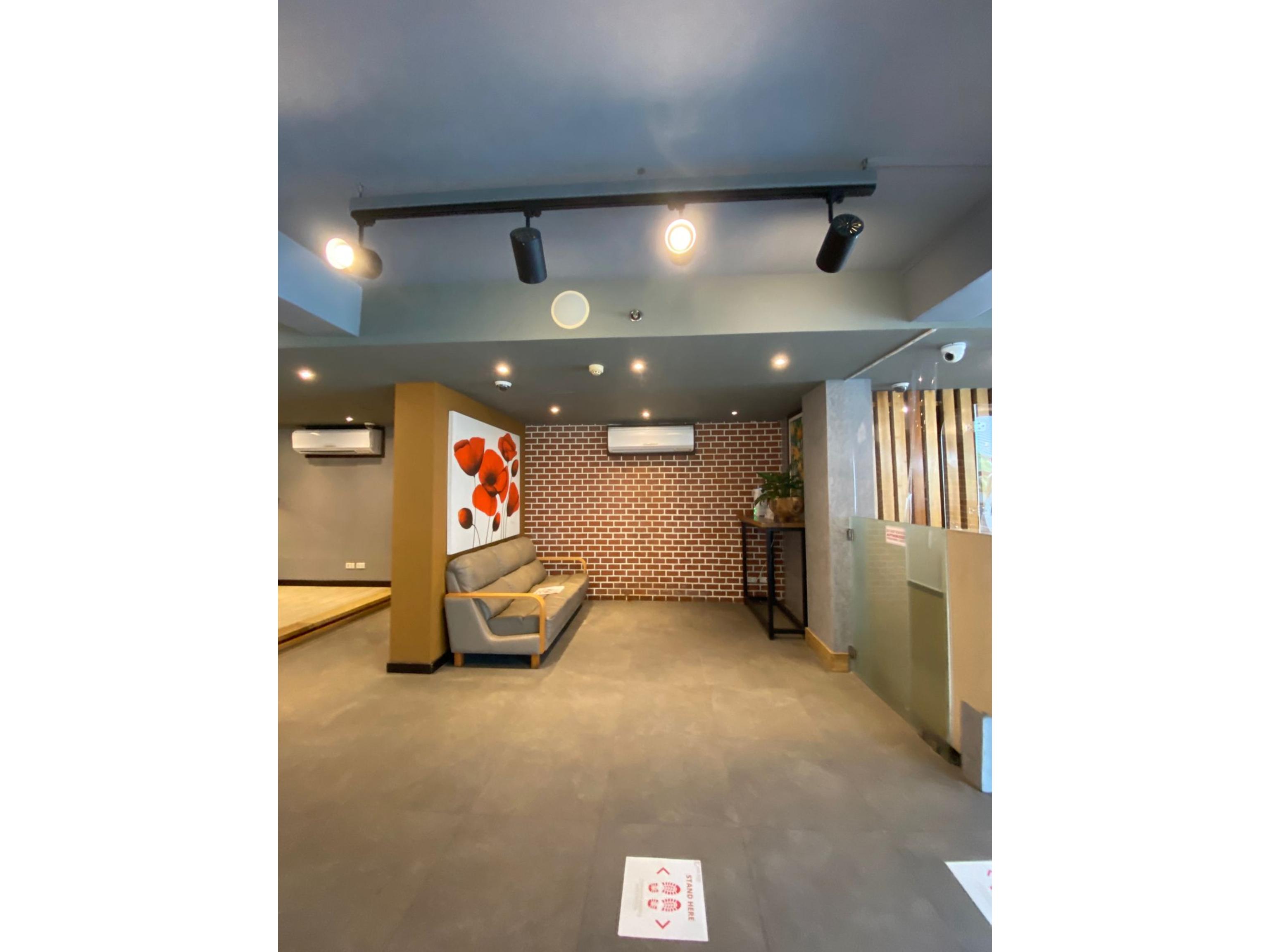 Guijo Suites Makati Макати Экстерьер фото